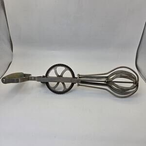 Aurelius Bros Hand Crank Egg Beater Mixer Braham MN Cast Gear 1920s